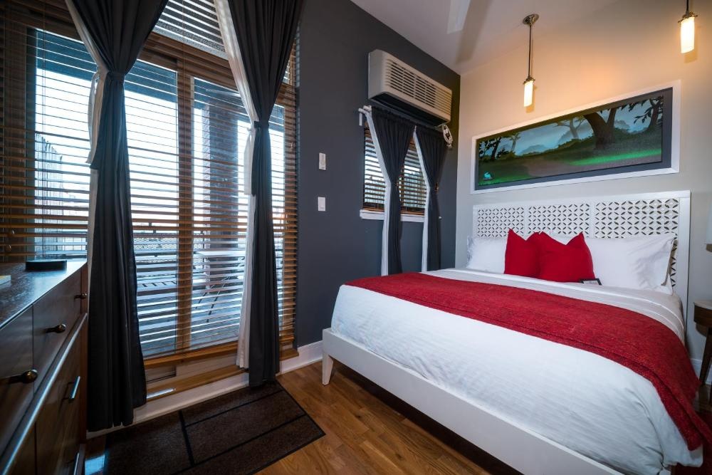 Henry Norman Hotel Image 14